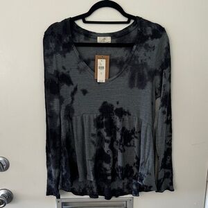 Women's Black Tie-Dye Long Sleeve Top